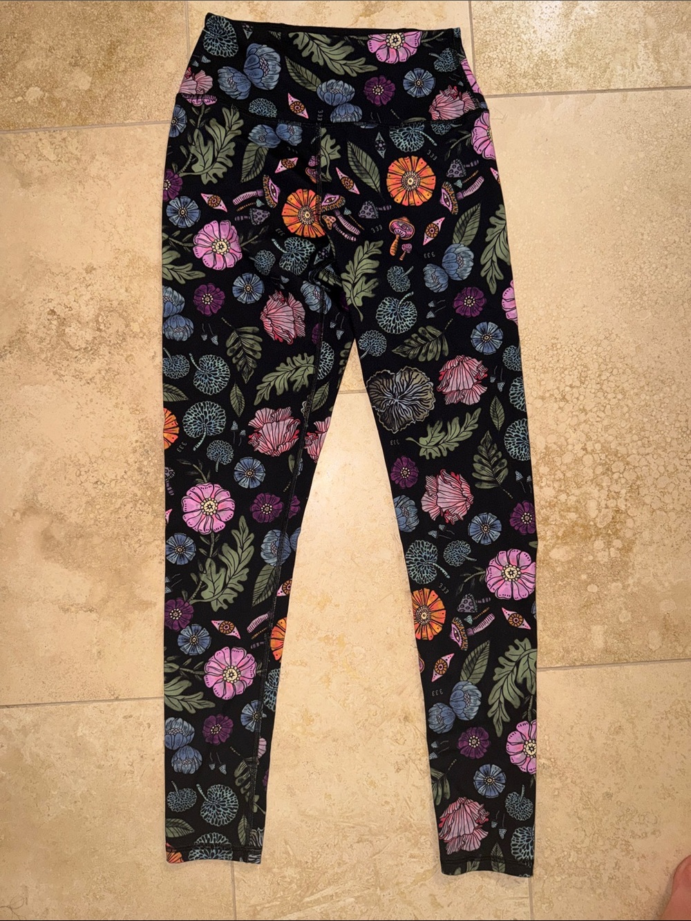 Spiritual Gangster leggings